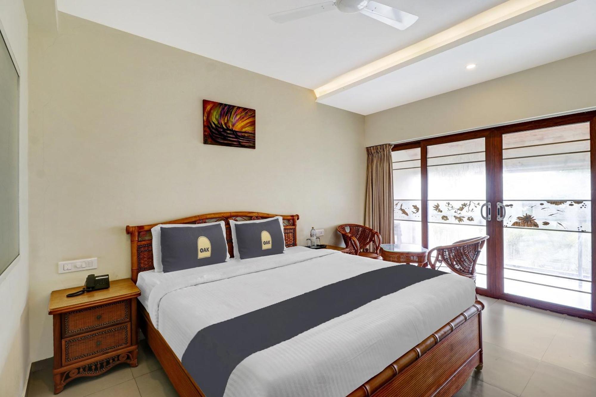 Townhouse Oak Edassery'S Sealine Villa Stay Коччи Экстерьер фото